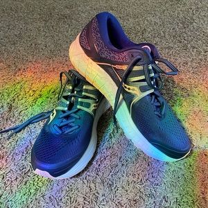 Saucony Omni ISO Women’s Running Shoe (Navy/Blush, Size 9w US) S10443-2